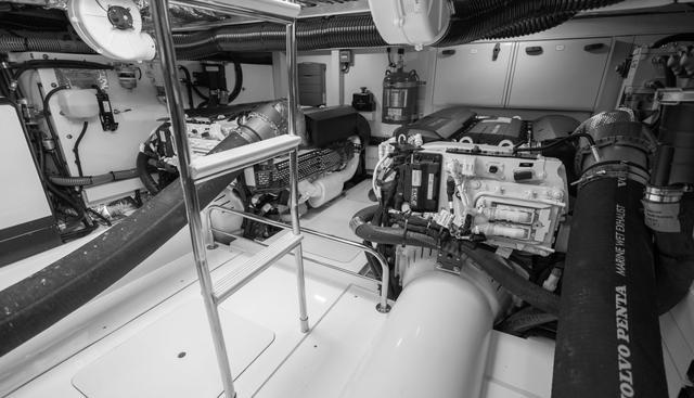 F50201 yacht for sale 59