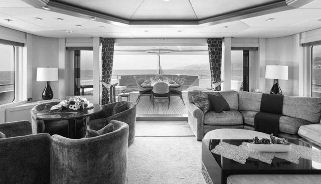 VIBRANCE yacht for sale 30