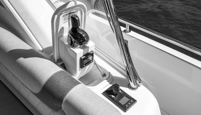 EL MAR V yacht for sale 15