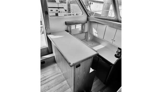 Rosie McLane yacht for sale 12