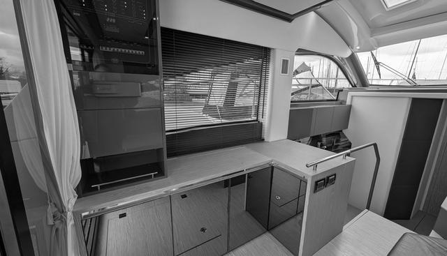 Lucky Us yacht for sale 15