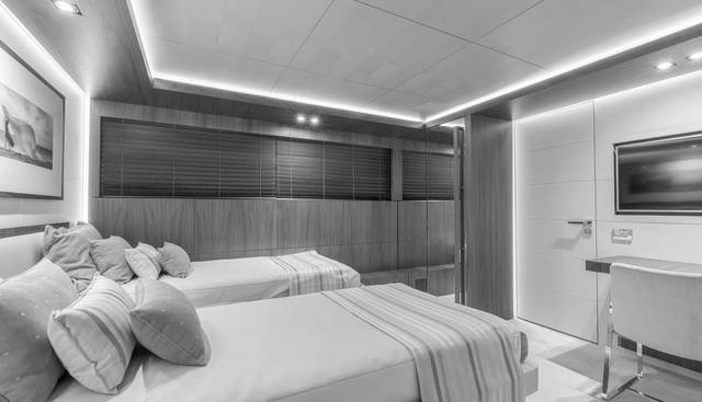UTOPIA IV yacht for sale 28