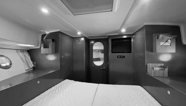 noname yacht for sale 24