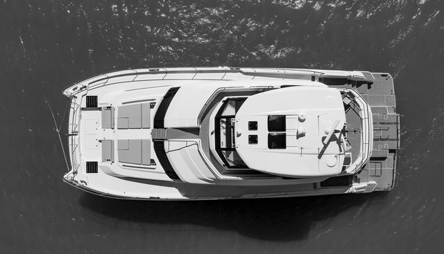 AQUILA 70 yacht for sale 8