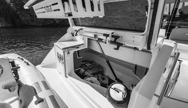HAPPY DAZE IV yacht for sale 14