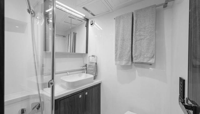 noname yacht for sale 87