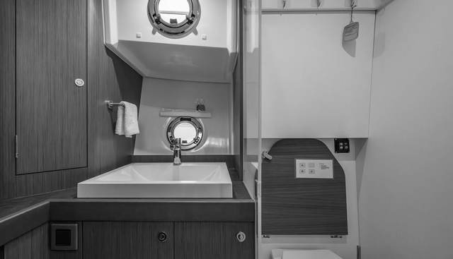 Cheers yacht for sale 29