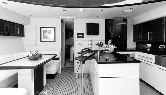 LIZZI yacht for sale 7