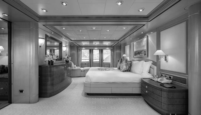 LAUREL yacht for sale 29