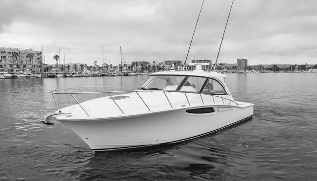 Commodore Two yacht for sale 23