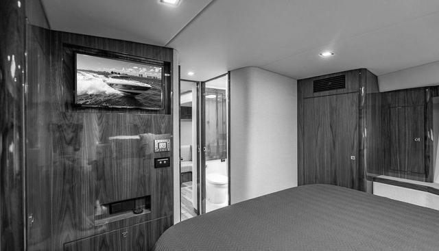 EL MAR V yacht for sale 48