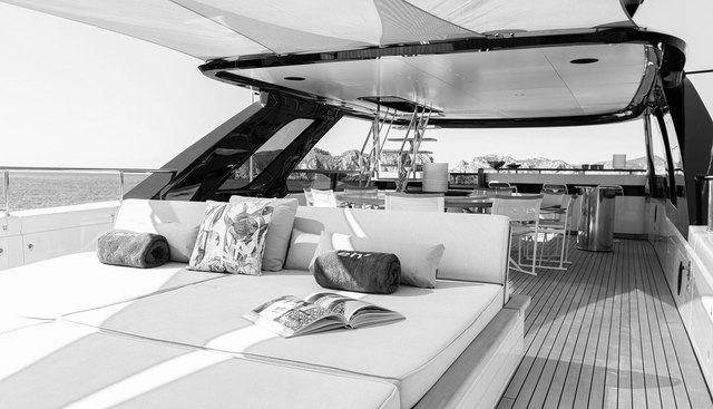 EH2 yacht for sale 5