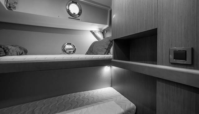 Cheers yacht for sale 30