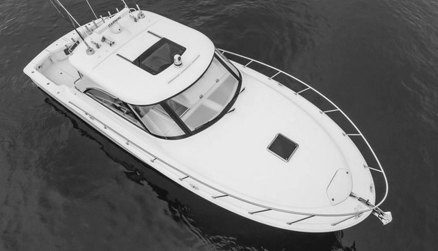 Commodore Two yacht for sale 22