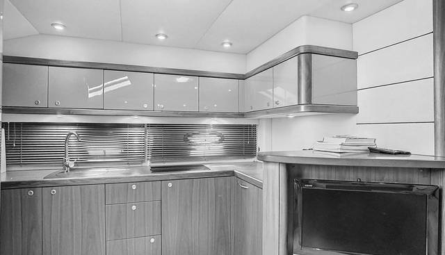 BIRDY 6 yacht for sale 27
