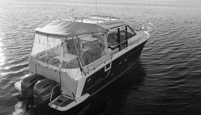 Jeanneau Weekender Offshore yacht for sale 3