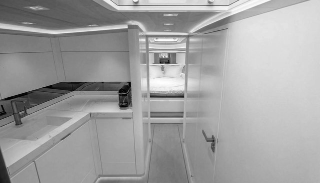 Giddy Up-CMB yacht for sale 20