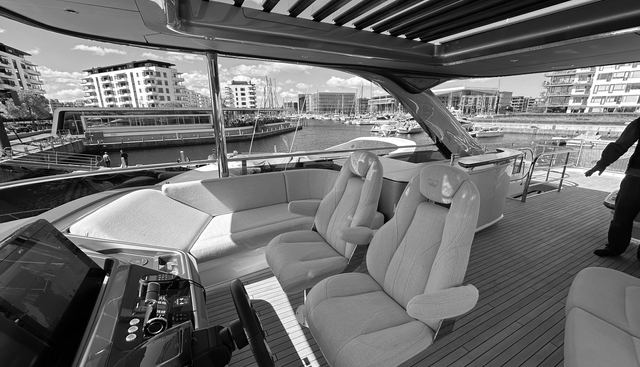 Y80018 yacht for sale 28