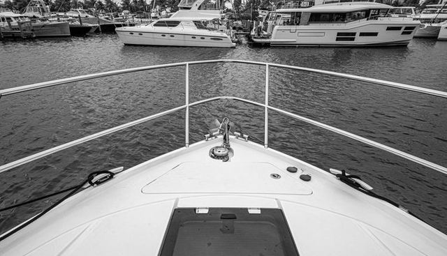 GRAYSKY V yacht for sale 9