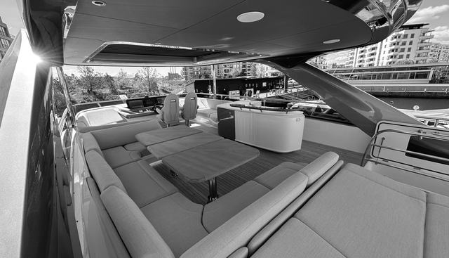 Y80018 yacht for sale 18