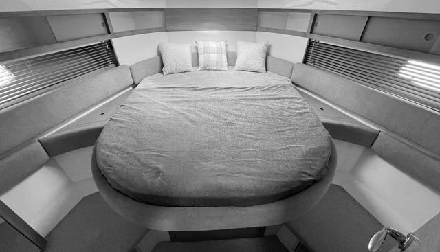 Fairline Targa 38 yacht for sale 22