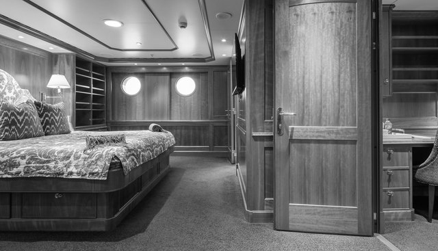 CUPANI yacht for sale 39