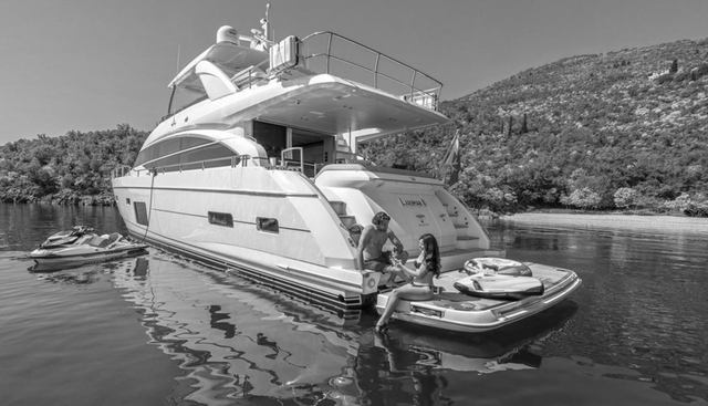 LARIMAR II yacht for sale 7