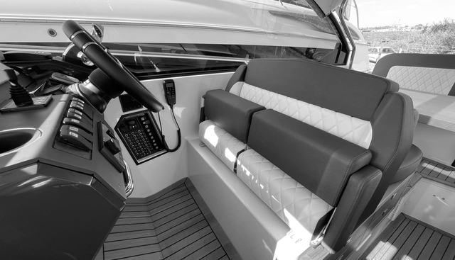 noname yacht for sale 24