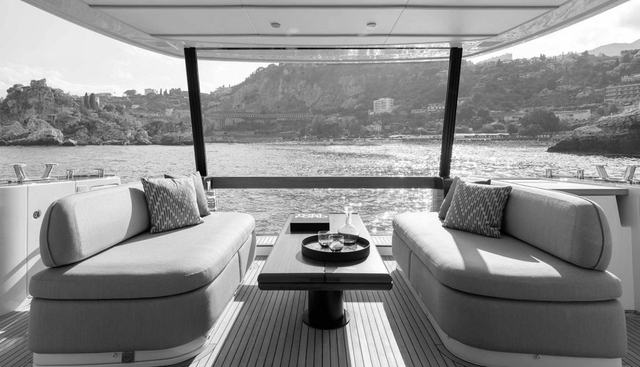 AZIMUT MAGELLANO 60 yacht for sale 10