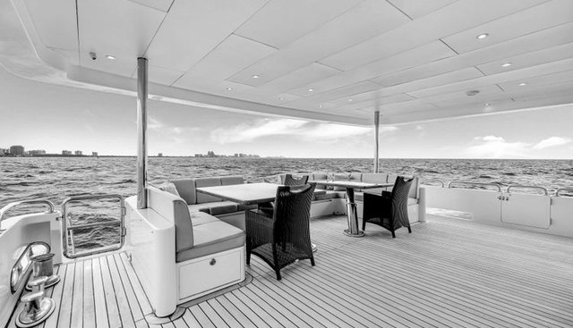 MESMERIZE yacht for sale 8