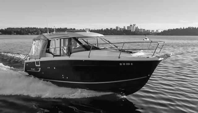Jeanneau Weekender Offshore yacht for sale 24