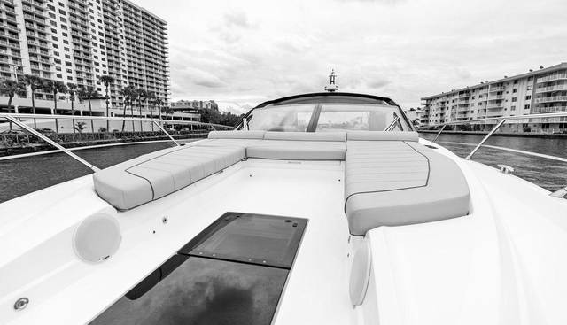 PREDATOR EVO yacht for sale 8