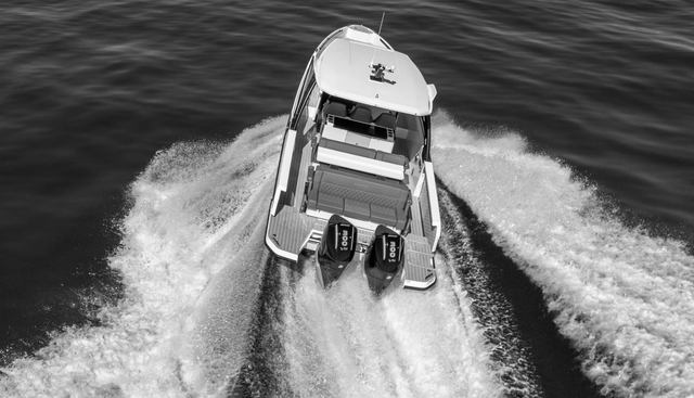 320GTO-783 yacht for sale 22