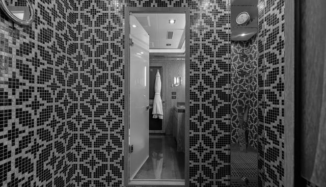 ROYALE X yacht for sale 12