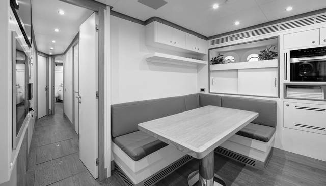 CONFESSA yacht for sale 23