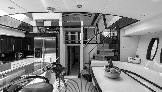 LIZZI yacht for sale 8