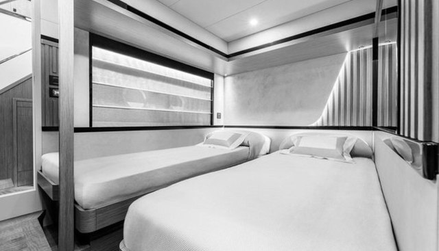 noname yacht for sale 29