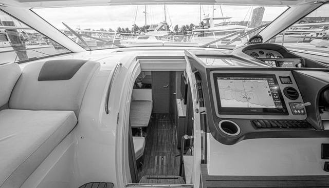 GRAYSKY V yacht for sale 33