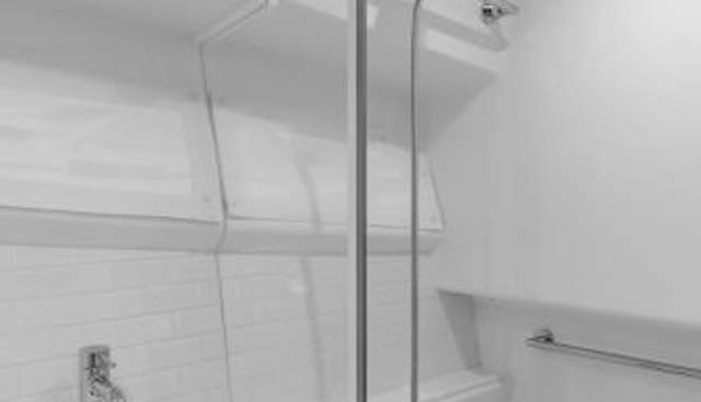 Commodore Two yacht for sale 58