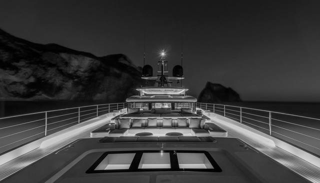 CLUB M yacht for sale 30