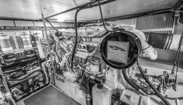 AQUA yacht for sale 30