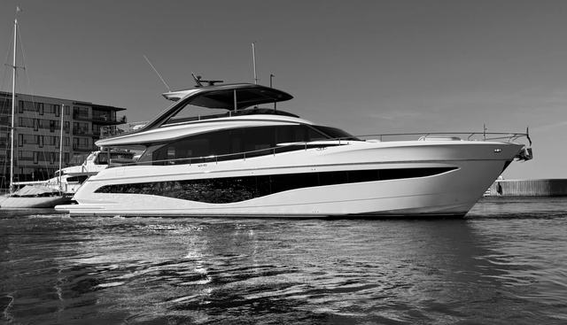 Y80018 yacht for sale 39