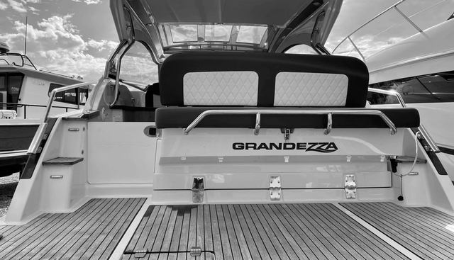 noname yacht for sale 4