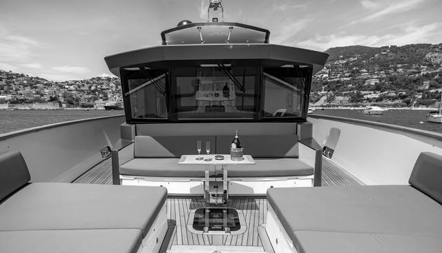 MAORIA yacht for sale 34