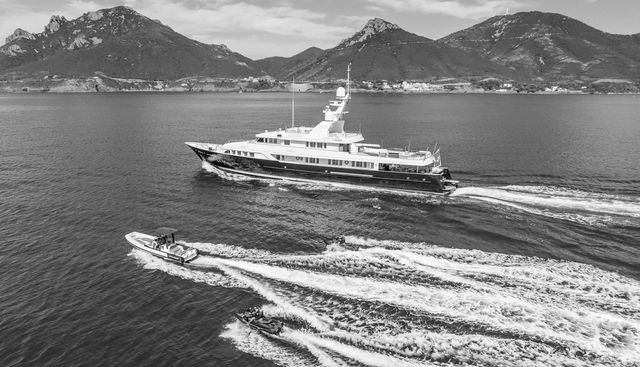EMERALD yacht for sale 9