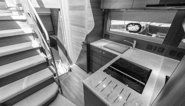 Ottilie yacht for sale 32