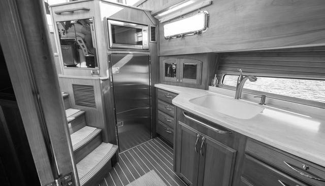 PINCH ME yacht for sale 33