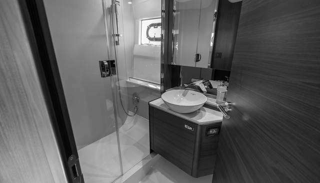 Ottilie yacht for sale 38
