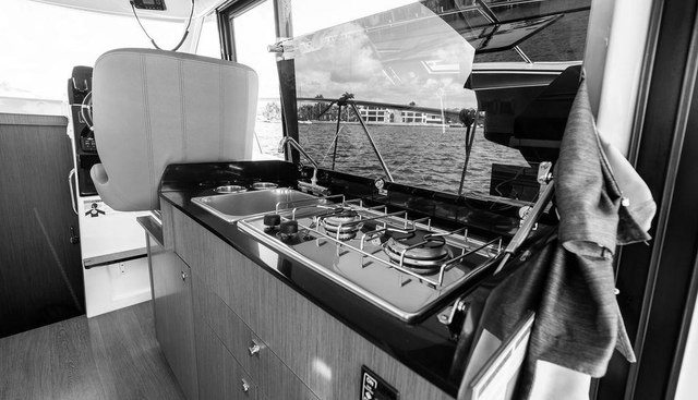 noname yacht for sale 28