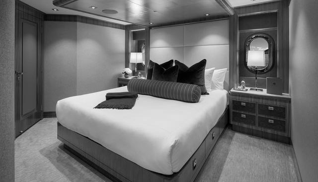 MUCHOS MAS yacht for sale 22